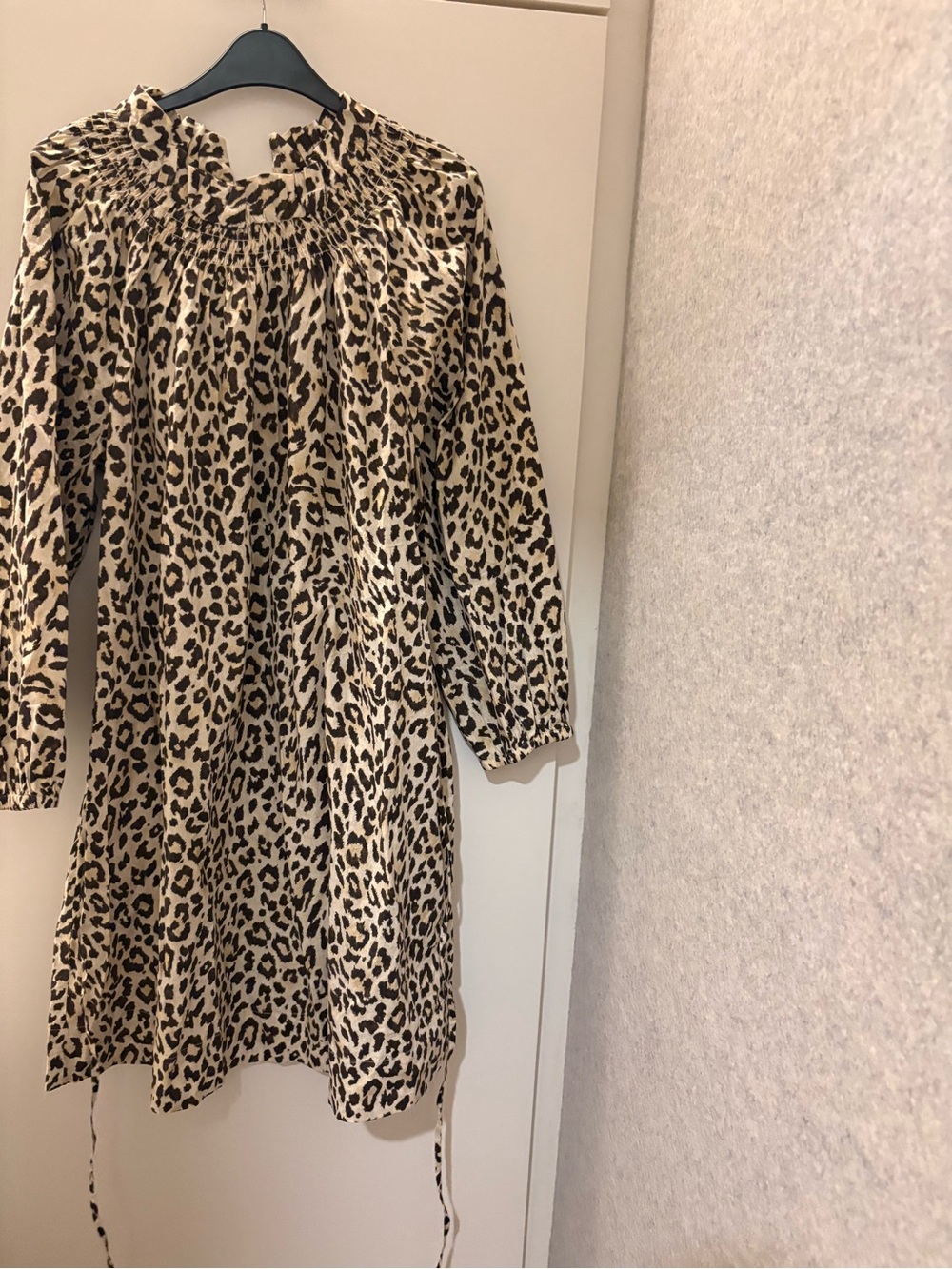 J. Crew Ruffle Neck Puff Sleeve Dress in Leopard. Size XL. Like New.